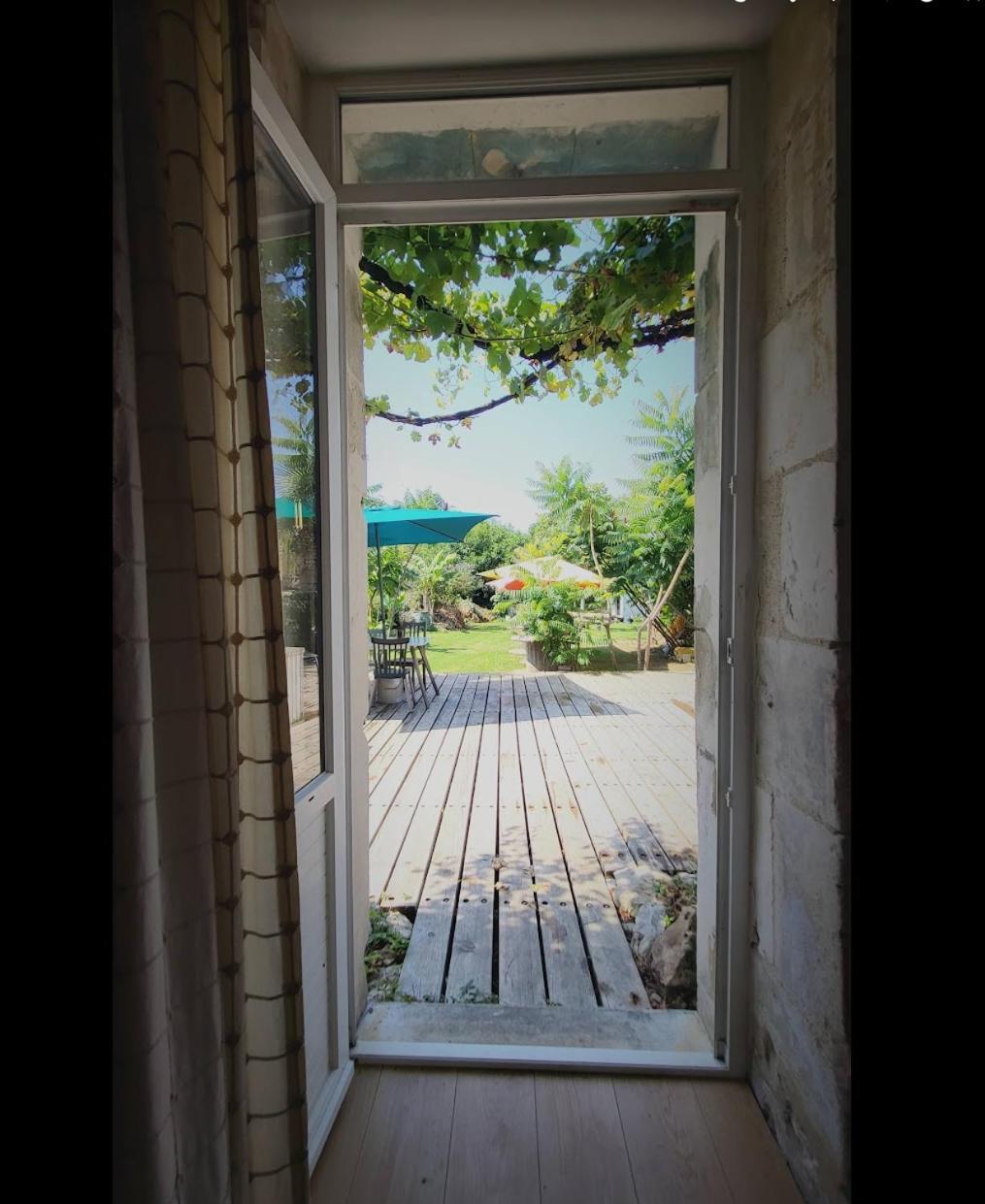 Les Chambres Du Nid Charentais La Poterie (Charente) Exterior foto